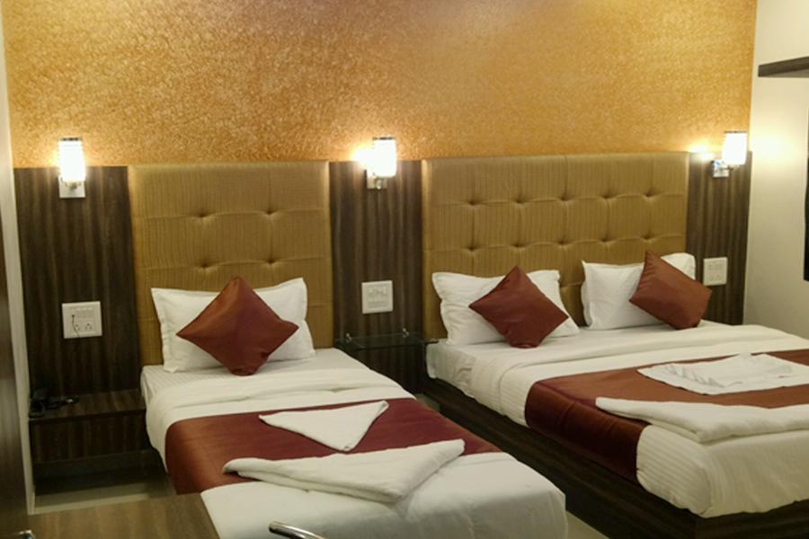 Flagship 83490 Hotel Bently Palace 孟买 外观 照片
