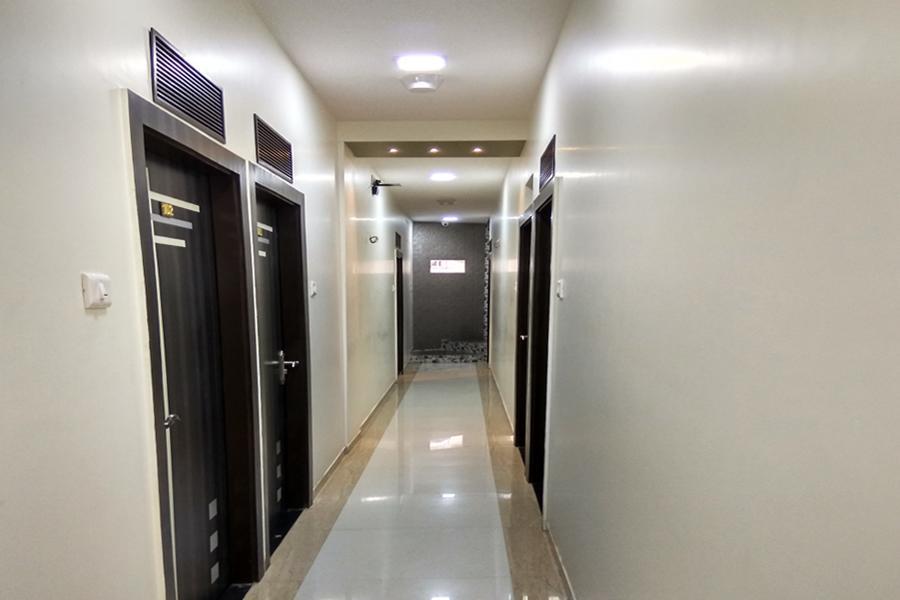 Flagship 83490 Hotel Bently Palace 孟买 外观 照片